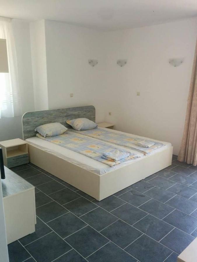 Limani Guest House Sozopol Exteriör bild